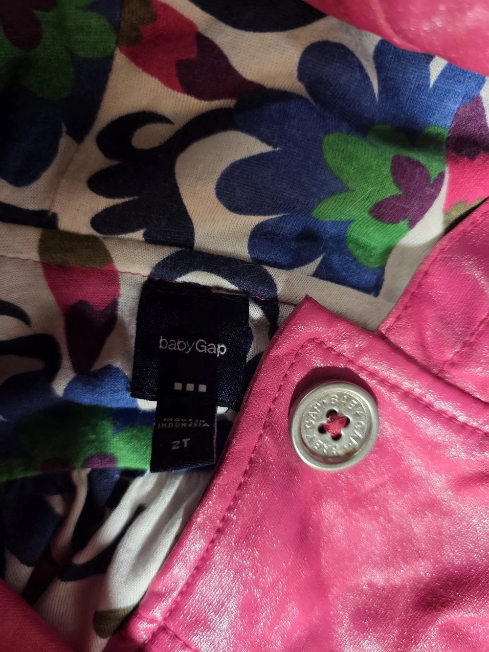 GAP bright hot